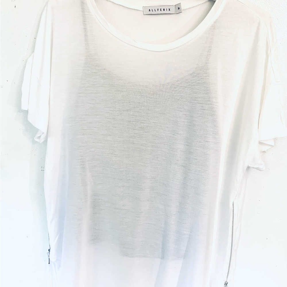Allfenix Light-Weight White Capped Sleeve Top - Sz M - Picture 2 of 5